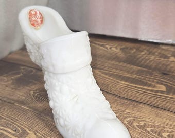 Zapatilla de cristal vintage L.E. Smith en color blanco leche con estampado de margaritas y botones A1/7.