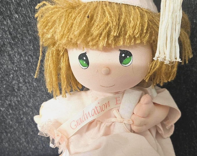 1985 Precious Moments Graduation Edition Doll A8/28