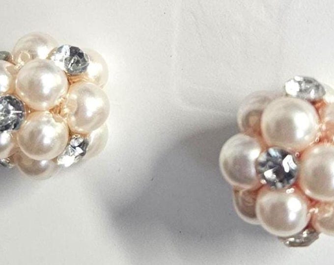 Vintage 1950s Japan cluster earringsVintage 1950s cluster earrings from Japan.