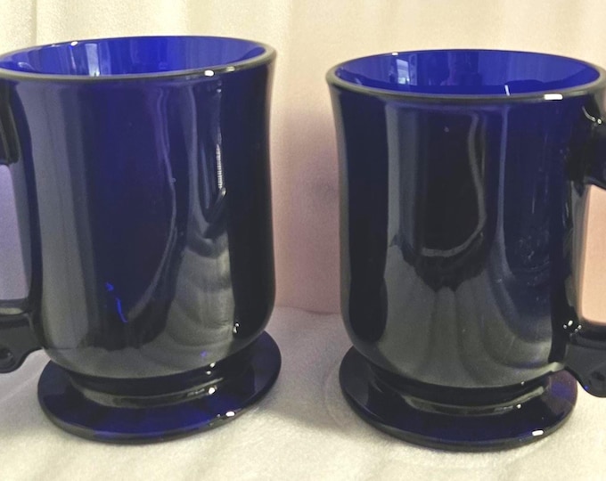 Set of 2 Vintage Cobalt Blue Anchor Hocking 16 oz Glass Mugs D6/11