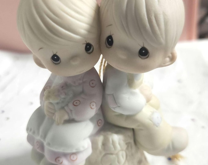 Rare Precious Moments Figurine Love One Another- Jonathan & David 1989