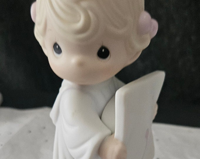 Vintage Precious Moments Figurine Congratulations Princess 1986 Samuel J Butcher D3/10