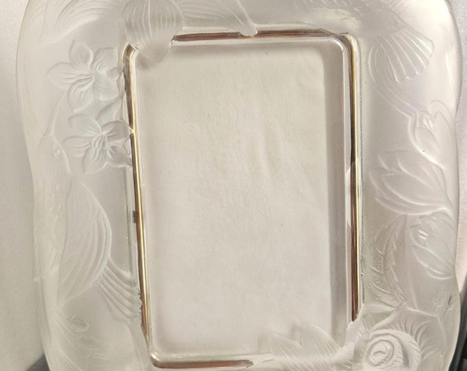 Crystal Clear Signatures Crystal Frosted Hummingbird Gold Trim Picture Frame 4x6