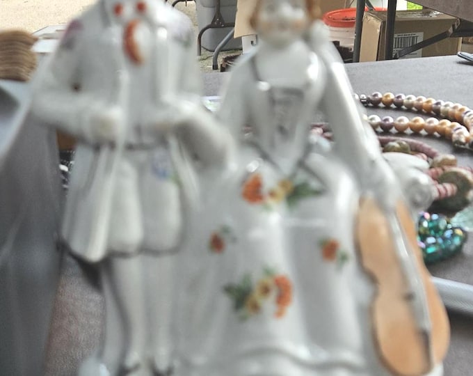 Victorian Couple figurine with a cello, hand-painted in Japan, C7/12