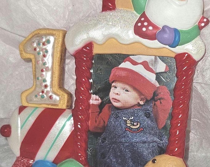 Hallmark Ornament Babys My First Christmas 2011 Santa Train Photo B2/10