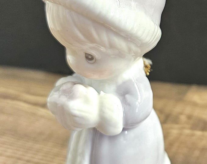 1995 Precious Moments "Girl Holding Gifts" (PM3)