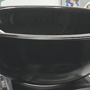 Vintage Pyrex Clear Bottom BLACK MIXING BOWL #325 Oven Broiler Stovetop 2.5L B7/4