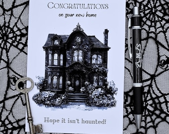 Tarjeta gótica para casa nueva, tarjeta divertida de felicitación para inauguración de casa, regalo de felicitación por la primera casa, no es una casa embrujada, fantasma de casa victoriana