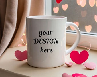 Valentinstag Tasse Mockup | Kaffeebecher Mockup zum Valentinstag | Keramiktasse Mockup auf Romantischem Hintergrund