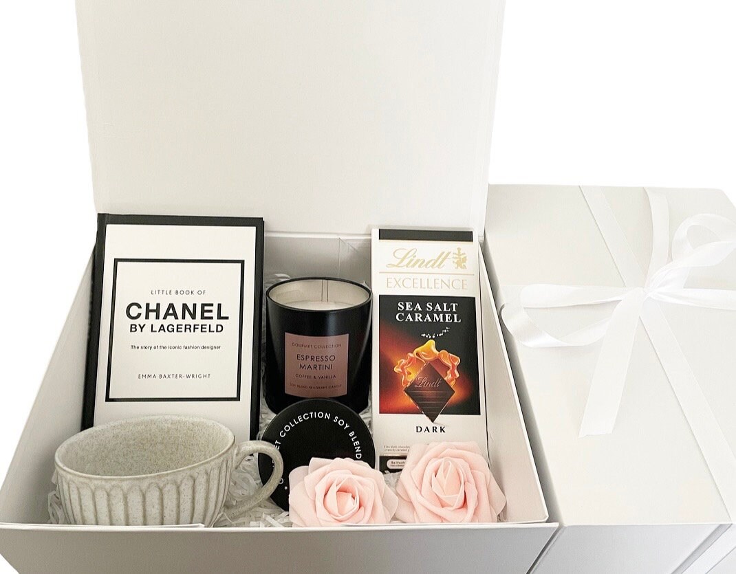 Chanel Gift Box 60 Gift Ideas for 2024