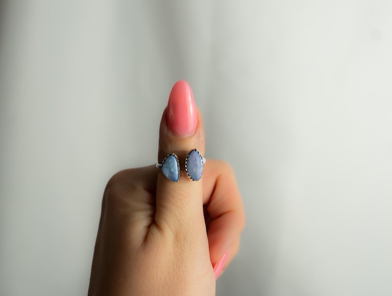 Sterlingzilveren ring Boulder Opal: Australische edelsteen, boho-statementsieraden afbeelding 4