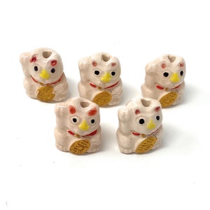 Traditional Lucky Cat Ceramic Bead