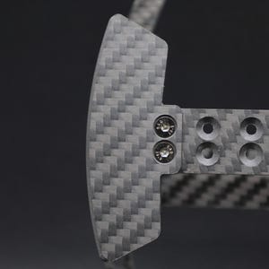 ツイルカーボンシフトパドル – Fanatec、Moza、Cube Controlsなど対応 標準バージョン (70mm)