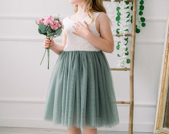 Robe spéciale cérémonie Zoe vert sauge sans manche de 6 mois à 12 ans