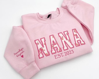 Nana Sweatshirt Embroidered, Custom Sweater Grandma, Grandchildren Names, Personal Gift New Grandma, Applique Sweatshirt Gigi Gift