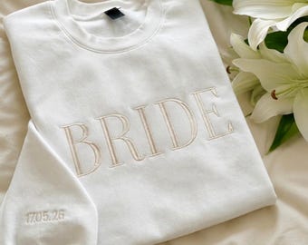 Sudadera personalizada para novia bordada con la fecha de la boda en la manga, sudadera nupcial personalizada, suéter minimalista para novia, regalo para la novia