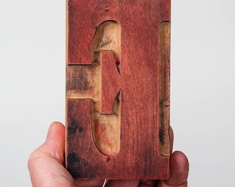 Large 10,8 cm/ 4,25 inch, letterpress blocks, wood. vintage, great condition, 1940s, mix of numbers, upper / lowercase letters