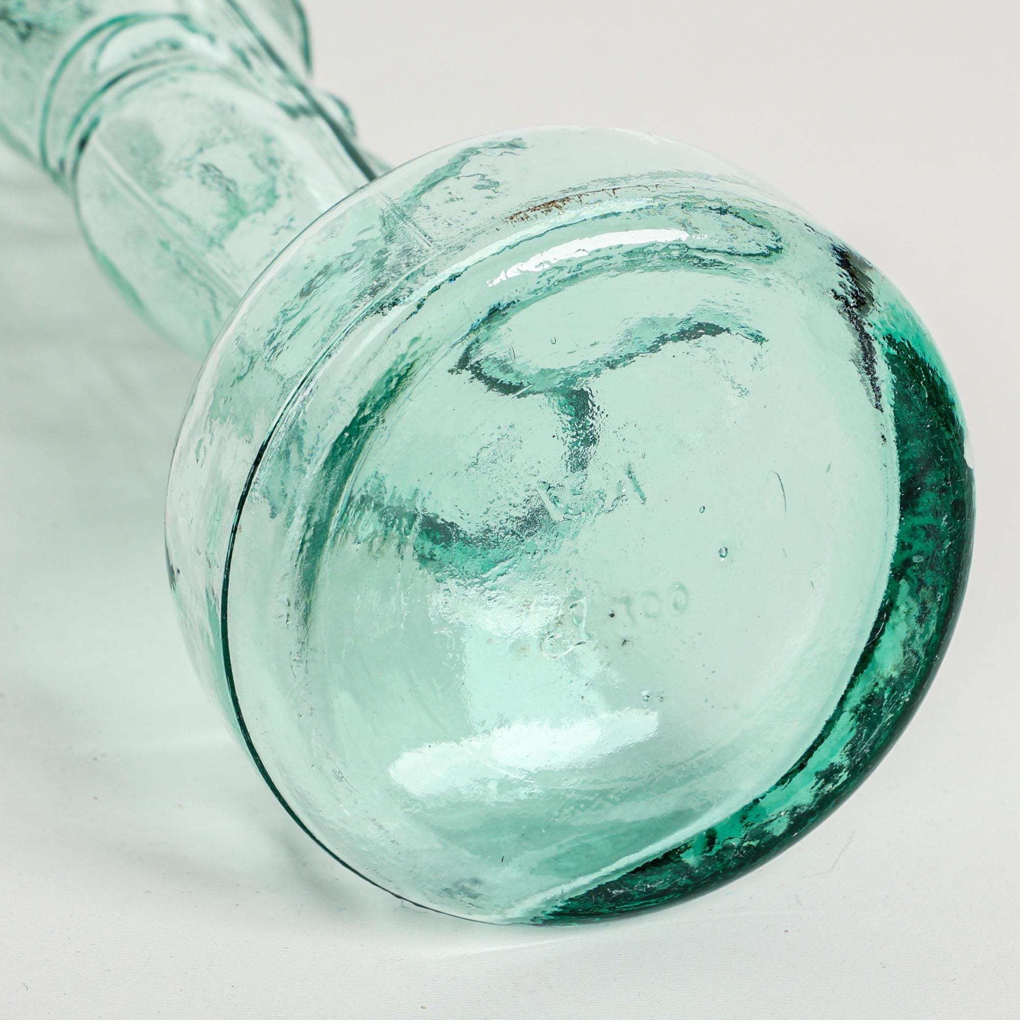 ヴィンテージイタリアンキャンティボトル - グリーンガラスの騎士像