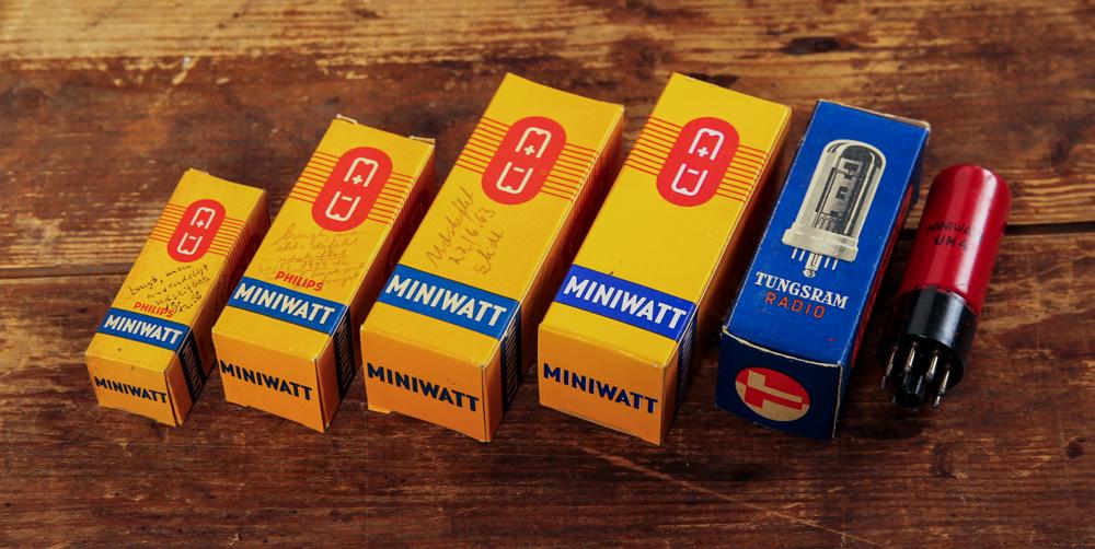 Vintage Radio Tubes – Philips Miniwatt & Tungsram – UM4 and Others