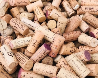 Vintage Wine Corks in a gift box, Used Natural Cork, recycled, mostly European wine, DIY cork art