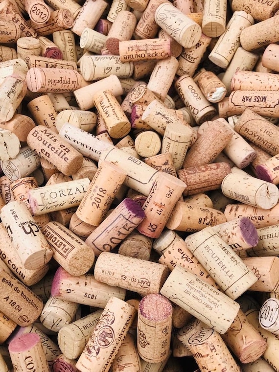 Vintage Wine Corks in a gift box, Used Natural Cork, recycled, mostly European wine, DIY cork art