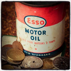 Rare Vintage Esso Oil Can – Perfect Decor Piece