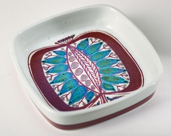 Plato Tenera de Royal Copenhagen de Beth Breyen – Modelo 146/2882