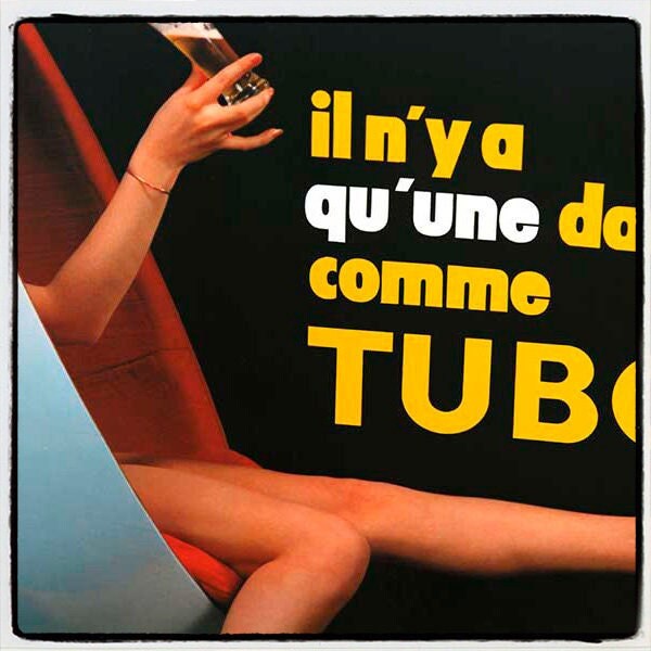 TUBORG Beer, spannend kartonnen reclamebord uit België.