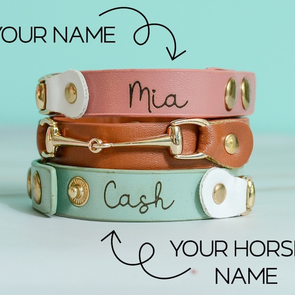 Gepersonaliseerde lederen paard armband Paardensport cadeau aangepaste trens bit armband roze Vegan lederen manchet armband gepersonaliseerde Rider cadeau