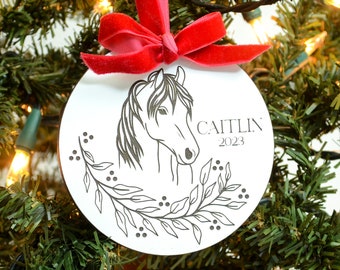 Ornamento per cavalli Ornamento per le vacanze equestre personalizzato Ornamento per cavalli Ornamento per cavalli Regalo per cavaliere con nome personalizzato Regalo per cavalli