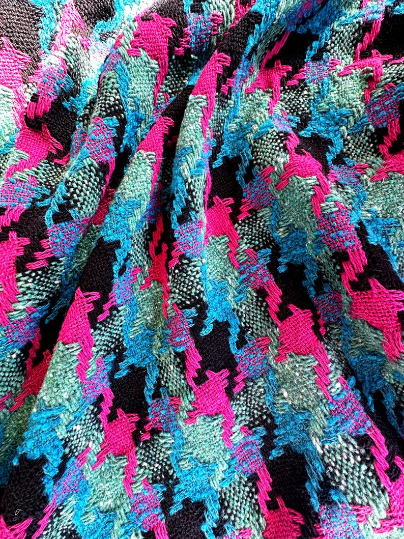 Mezcla de lana tweed italiana con algodón, de buena calidad, con estampado pata de gallo, en tres combinaciones de colores. imagen 5