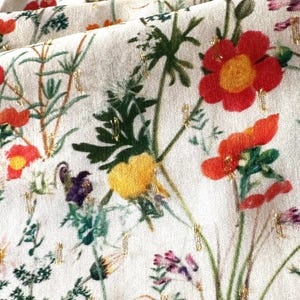 EXCLUSIVE viscose fabric Lamé by Alta Moda, top quality, beautiful delicate summer floral print, ivory background. image 3
