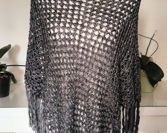 Poncho, poncho mamie, poncho crocheté, poncho hippie, unique, poncho à franges, poncho brillant, fil pailleté, franges, lancer d'été