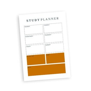 Op de afbeelding: Een printbare studieplanner met een witte achtergrond en zwarte tekst. De planner bevat secties voor elke dag van de week, een to-dolijst, taken en notities. De secties voor de to-dolijst, taken en notities zijn gevuld met een effen oranje kleur.
