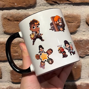 Personalisierte Valorant Tasse, Valorant Sprühbecher, Salbei, Schwefel, Phönix, Jett, Reyna, Viper, und mehr Valorant Mittel, Valorant Kaffeebecher, Gamer Becher