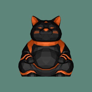 Puede incluir: Una figura geométrica low-poly de un gato sentado con una superficie facetada. El gato es de color negro mate con acentos de color naranja vibrante en las orejas, bigotes, cuello, hombros y patas, creando una apariencia angulosa y moderna.
