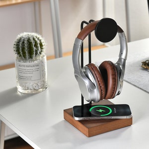 Handmade Headphone Stand with Custom Engraving - Gaming Headphone Holder Gift for Music Lover - Personalized Desk Organizer Desk Decor