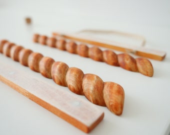 Rustykalna drewniana ramka magnetyczna, styl vintage i wyjątkowa paleta kolorów, wykonana z wysokiej jakości materiałów.