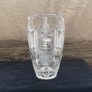 Bohemian Vintage Crystal vase, Cut Crystal vase, Medium large Vintage Crystal Vase, Large Lead Crystal Vase, Pinwheel Cut Vase, Antique vase