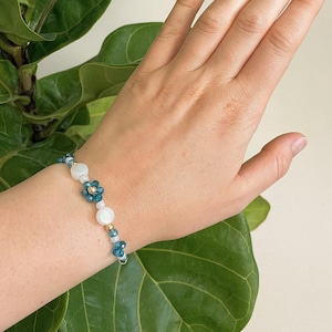 Pearls & Crystal Daisy Bracelet | Collided Collection | Beaded Bracelet | Flower Girl Bracelet | Handmade Jewelry | Blue | Gift for Her