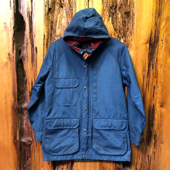 Vintage 90s Woolrich Womens Parka Jacket Blanket … - image 1