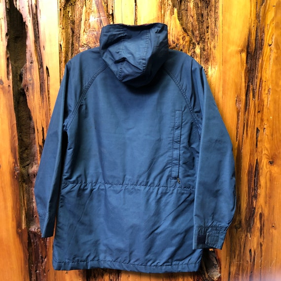 Vintage 90s Woolrich Womens Parka Jacket Blanket … - image 2