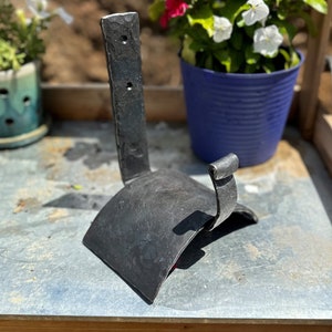 Heavy Duty Rustic Hose Holder - For Outdoor Garden, Built to Last a Lifetime