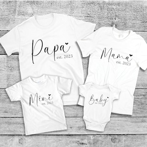 Mama Papa Mini Baby Shirts Matching Daddy Mom and Son Daughter Baby Body Custom Family Outfit Partner Look Basic Matching Outfits Gift