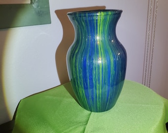 Acrylic Pour Vase Resin Finished