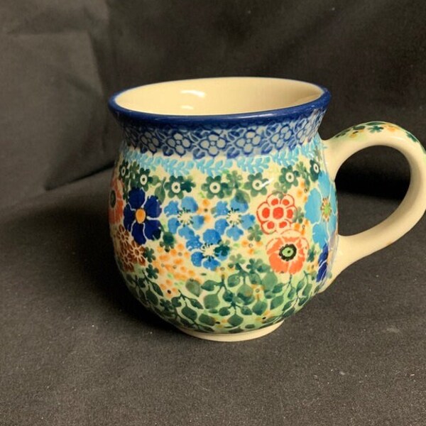 Unikat Polish pottery bubble mug. M Starzyk. Beautiful mug with floral motif.