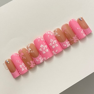 Pink Hawaiian Press On Nails | Hawaii Flowers | French-Tip Nails | Hibiscus Nail Art | Pink Press On Nails | NailsDoneByKy