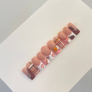 Heart Fall Nails | Press On Nails | Fall Press On Nails | Pink Nails | French Tip Nails | Fake Nails | Nailsdonebyky