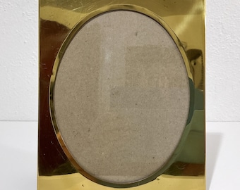 Vintage Brass Picture Frame - Sleek Lustrous 8 x 10 Inch Rectangular Frame with Oval Mat - Hollywood Regency, Minimalist Home Decor
