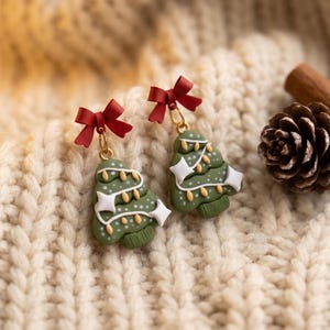 A Christmas Wreath Clay Earrings | Festive Holiday Polymer Clay Jewelry | Lightweight Christmas for Her Handmade Clay Christmas Earrings Christmans Tree